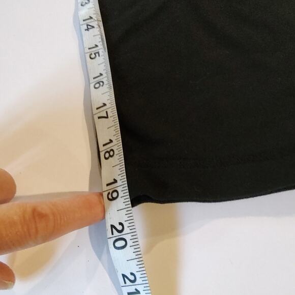 Lululemon Athletica Black & Gray Reversible Cropped Leggings Size 10 - Picture 2 of 8